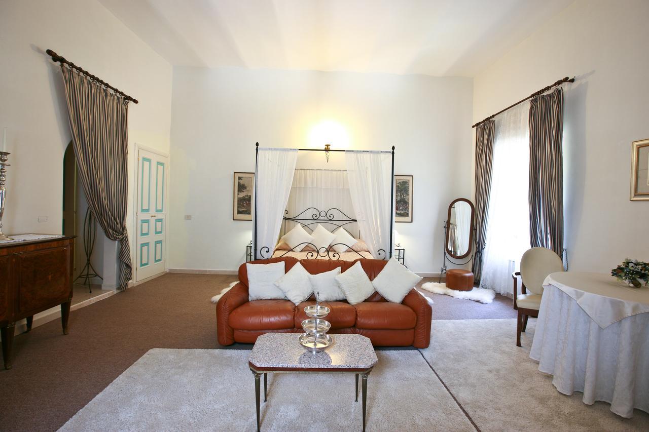 פומזיה Villa Grant Relais מראה חיצוני תמונה